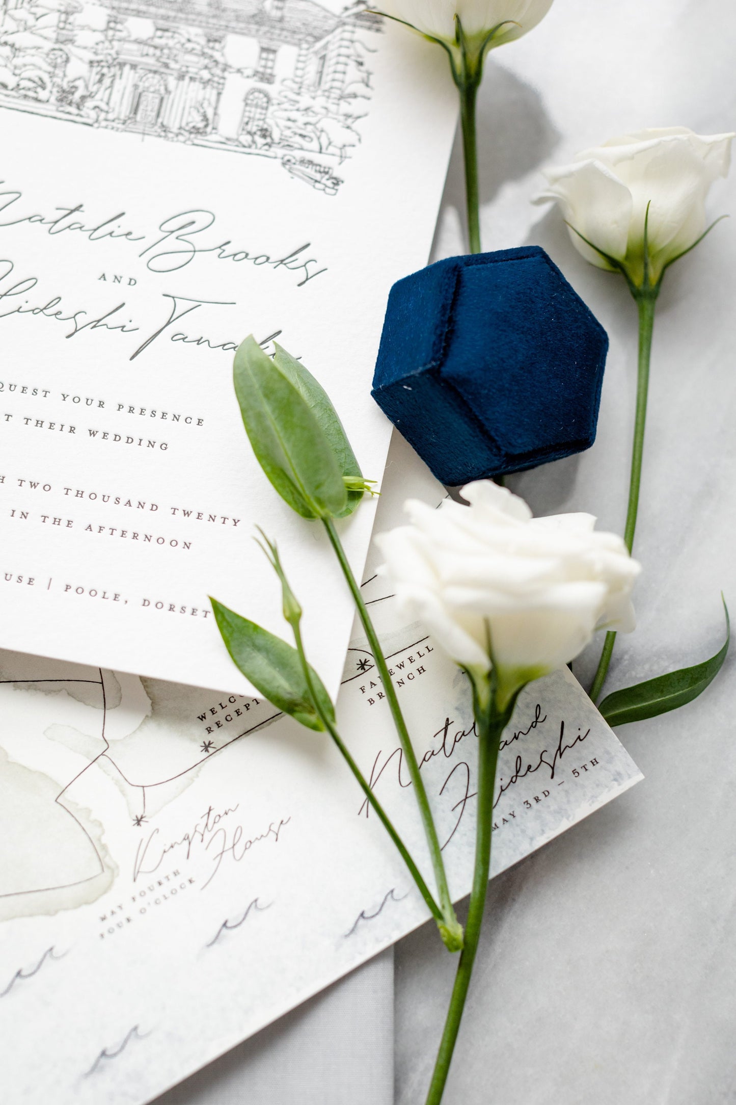 Boîte à bagues en velours bleu marine, boîte à bagues de fiançailles, fente simple et double, boîte monogramme