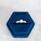 Boîte à bagues en velours bleu marine, boîte à bagues de fiançailles, fente simple et double, boîte monogramme